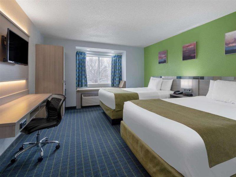 Microtel By Wyndham Norman Hotel Cornelius